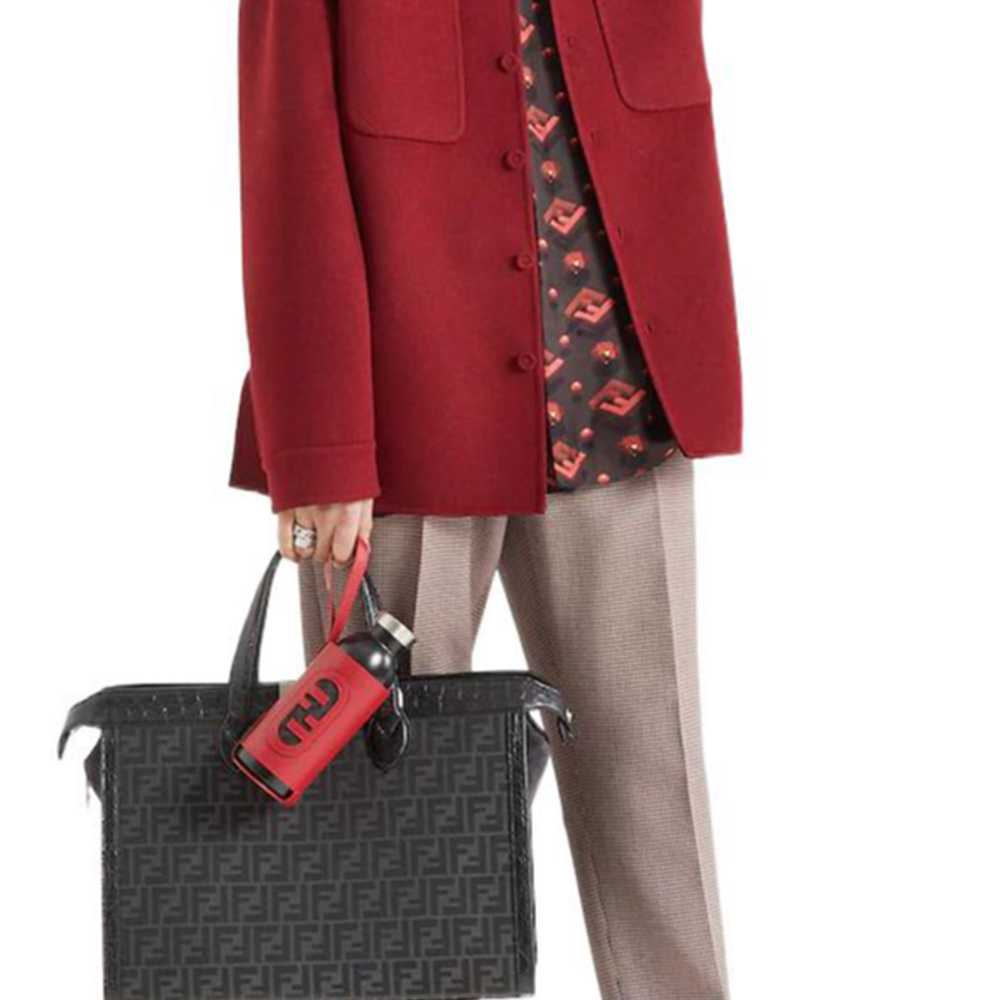 Sizing FENDI FW22红色双面Logo夹克 带口袋单纽扣设计外套。 FW1077AL57F1I8K