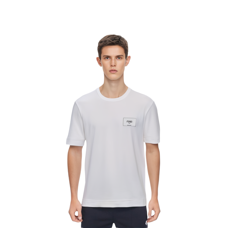 Shop フェンディ FW22 ホワイト ロゴパッチ クルーネック Tシャツ. FY0936A9RLF0WA0