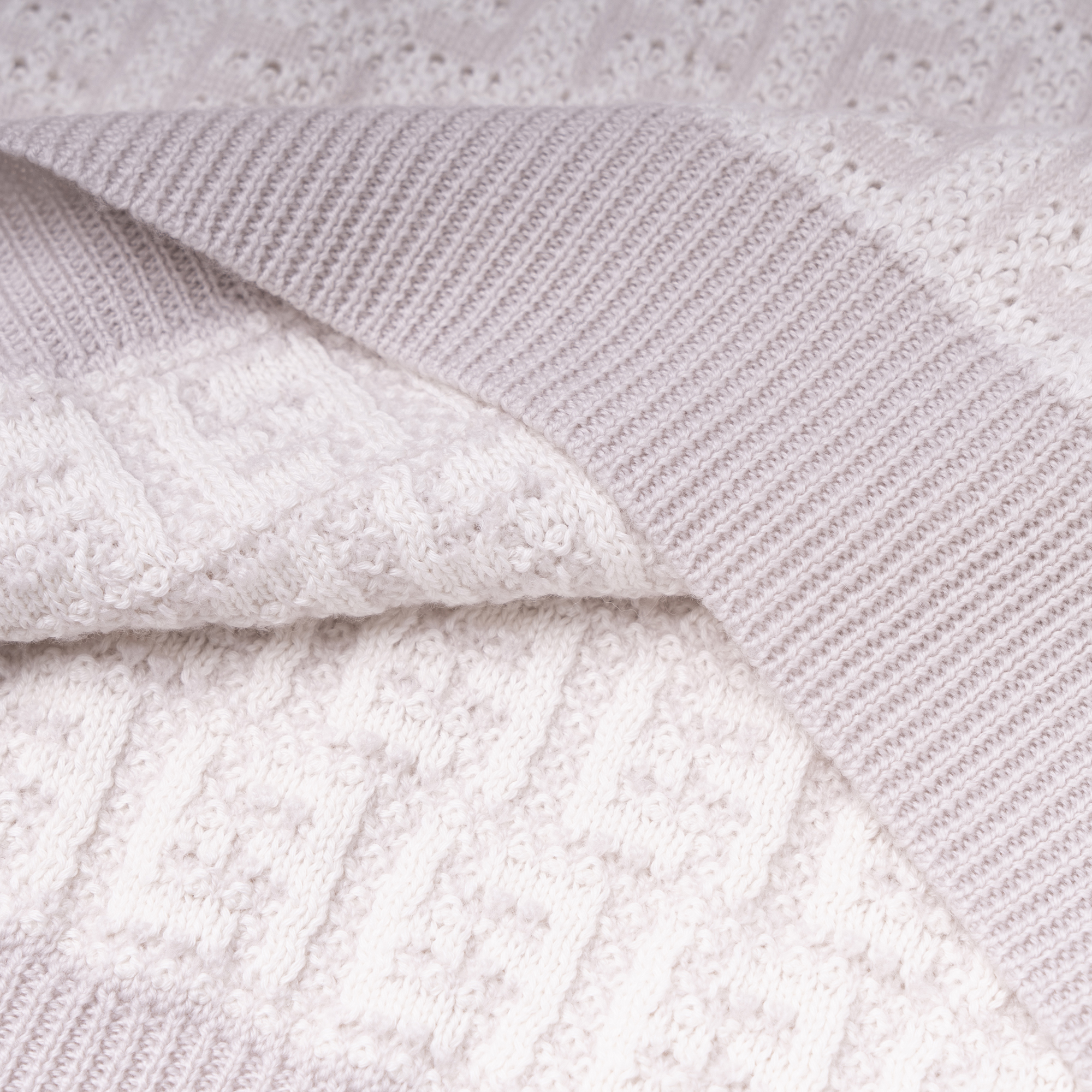 Sizing 芬迪 FW22 粉色羊毛长袖圆领毛衣 FZX034AKFSF1HXT