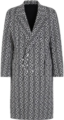 FENDI FW22 Jaket Logo Reversible Panjang Sedang Hitam Fashion. FF0622AL57F1I8O Shop FENDI FW22 Jaket Logo Reversible Panjang Sedang Hitam Fashion. FF0622AL57F1I8O