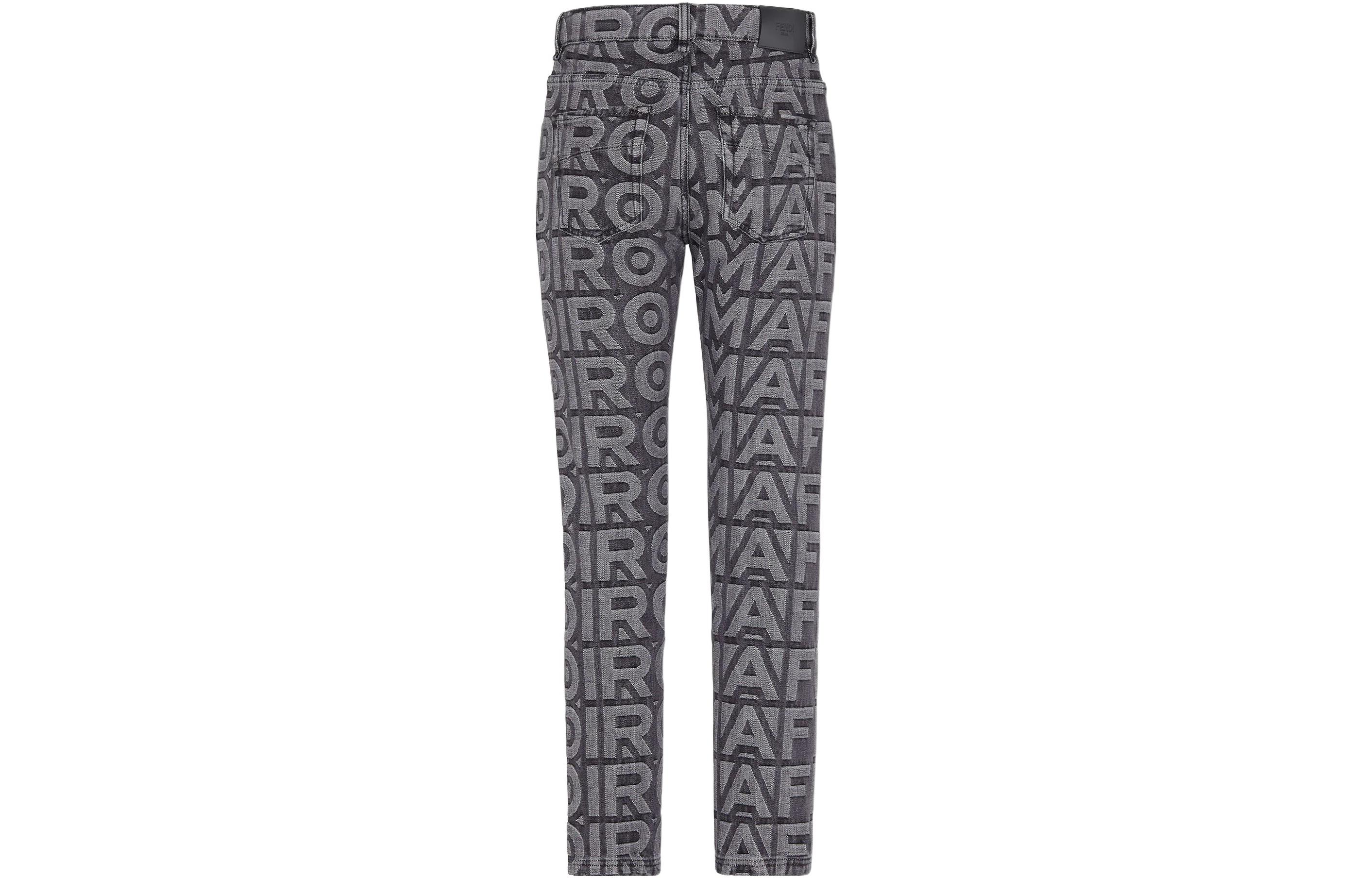 Lookbook FENDI 2022秋冬罗马胶囊系列字母印花黑色牛仔裤 FLP288AM6PF0GME