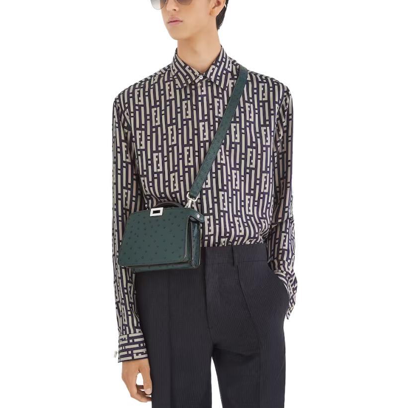 Shop フェンディ FW23 ブラック モノグラム 長袖 ボタンアップ シャツ. FS1038AQIDF03LQ