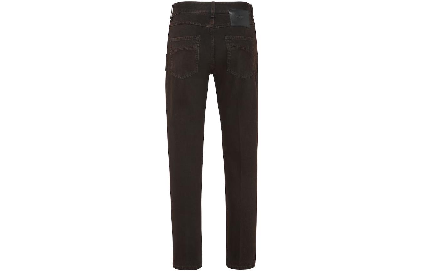 Lookbook FENDI FW23 Jeans Perang Lurus dengan Poket Zip Sisi dan Patch. FLP288APSXF0QD5