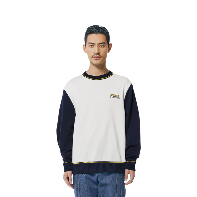 Purchase FENDI FW23 Baju Sweater Pullover Logo Crewneck Putih Loose-Fit. FAE544APX7F1II8