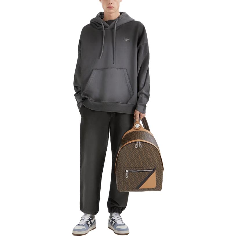 Shop 芬迪渐变标志长袖卫衣 黑色 FY1253APM7F0QA1