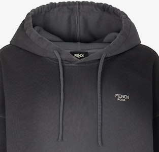 FENDI Baju Lengan Panjang Logo Gradient Hitam. FY1253APM7F0QA1 Details for FENDI Baju Lengan Panjang Logo Gradient Hitam. FY1253APM7F0QA1