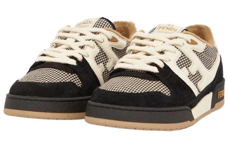 Lookbook 펜디 매치 "블랙 하운드투스" 7E1495-AKXH-F1IDA