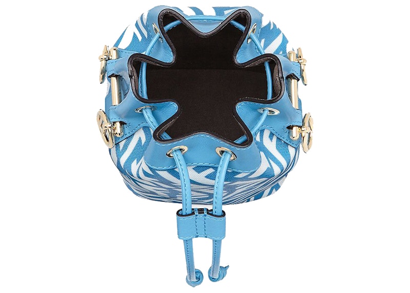 Lookbook Fendi Mon Tresor Beg Bahu Kecil Biru