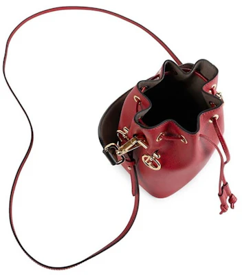 Fendi Mon Tressor Bolso Cubo Mini de Cuero Rojo Lookbook Fendi Mon Tressor Bolso Cubo Mini de Cuero Rojo