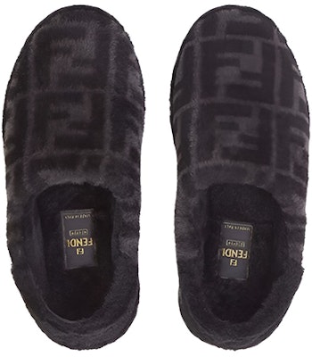 펜디 블랙 쉽스킨 뮬 (Fendi Black Sheepskin Mule) 7P1491AHH1F18SX Lookbook 펜디 블랙 쉽스킨 뮬 (Fendi Black Sheepskin Mule) 7P1491AHH1F18SX