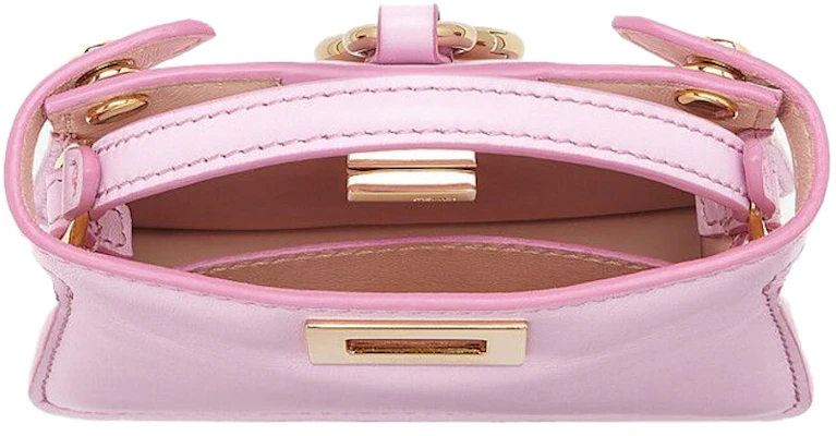 Beg Talisman Rantai Silang Fendi Nano Peekaboo Lilac Lookbook Beg Talisman Rantai Silang Fendi Nano Peekaboo Lilac