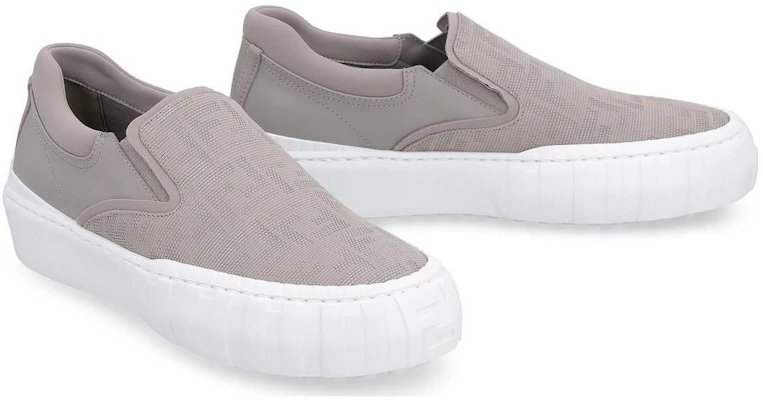 Sneakers Slip-On in Nylon Fendi ''Grigio'' 7E1454AD77F1FGU Lookbook Sneakers Slip-On in Nylon Fendi ''Grigio'' 7E1454AD77F1FGU