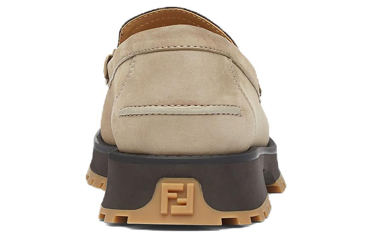 Fendi O'Lock Leather Slip-On Loafer 'Beige' 圖 5