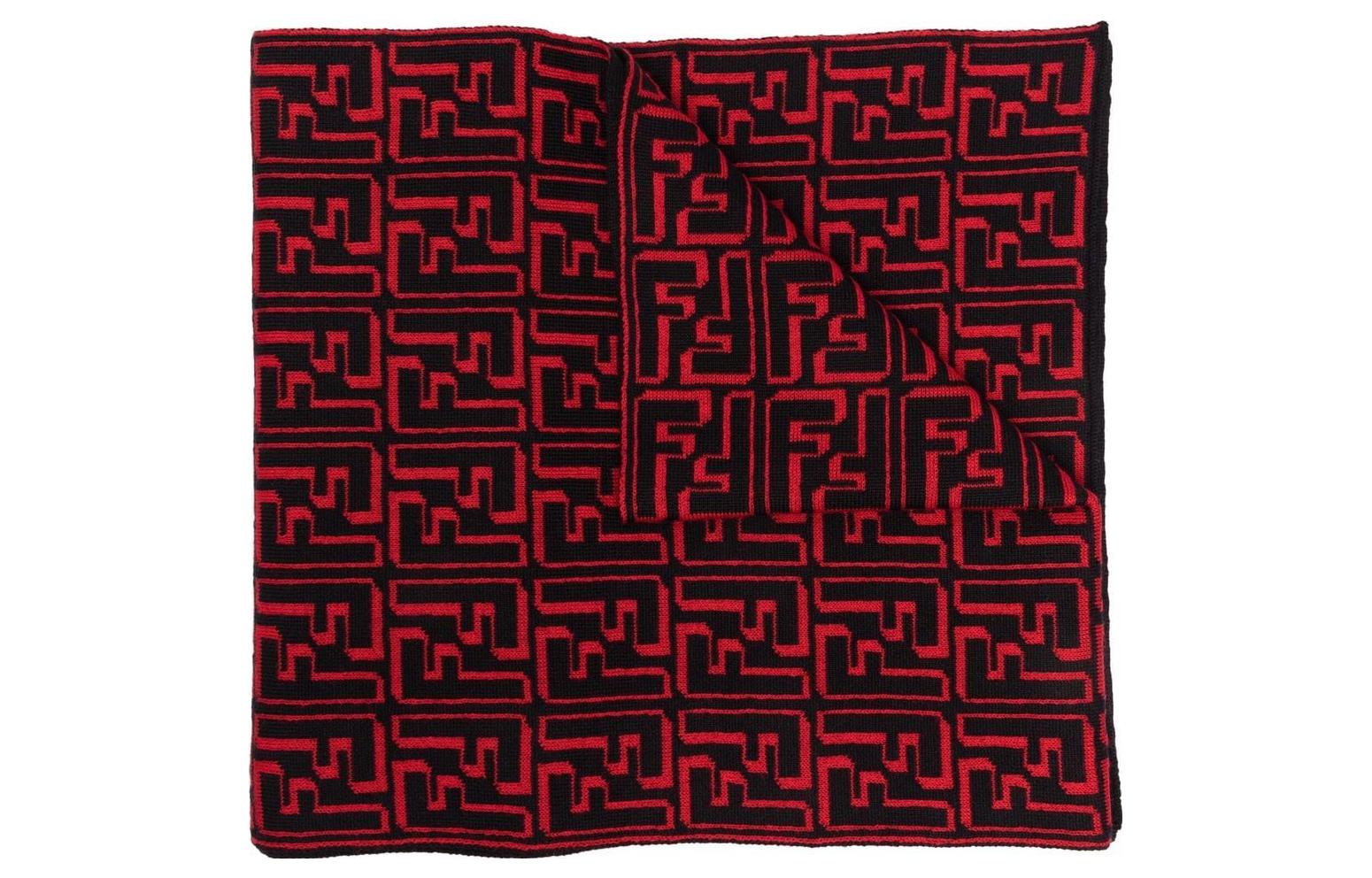 Shop 芬迪红色字母印花时尚保暖针织围巾男女适用 FXS124ALGSF0RP9