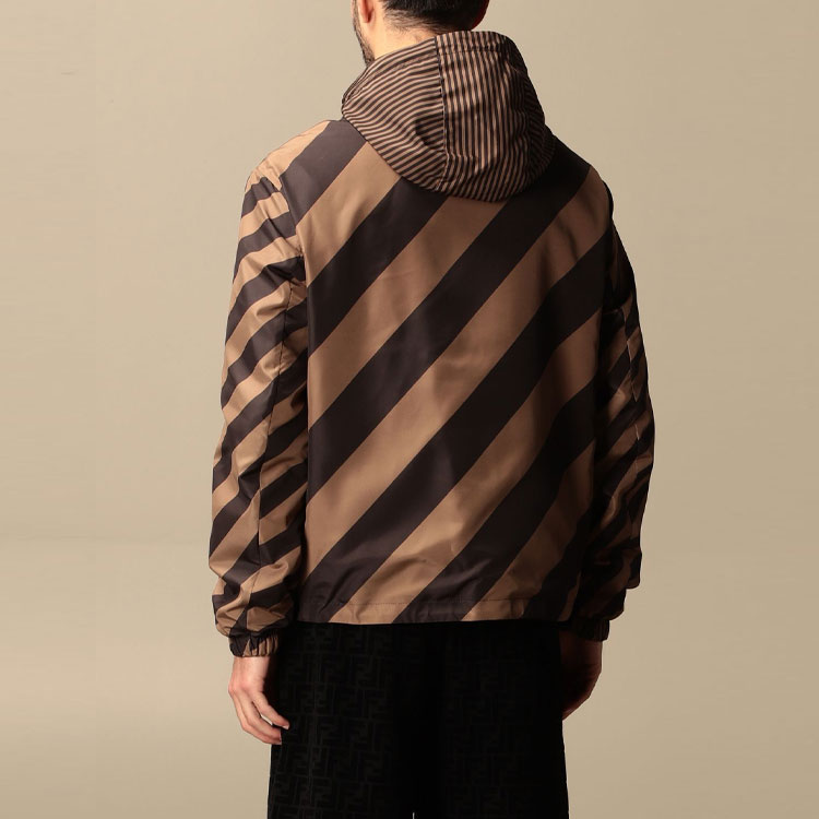 Sizing FENDI 可翻转FF标志连帽外套 棕色 FAA615A79NF13IZ