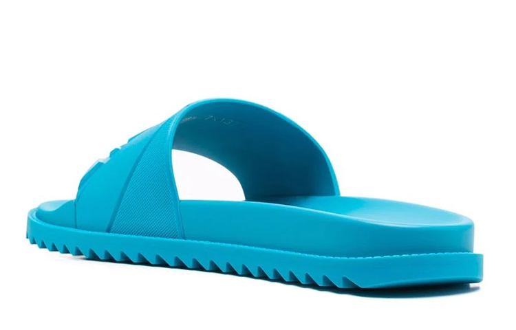 Lookbook Sandal Karet Fendi 'Motif FF Diagonal - Turquoise' 7X1377-ABO2-F1E4P