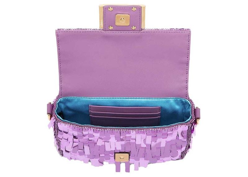 Lookbook Fendi Baguette Mini Morado de Cuero y Lentejuelas