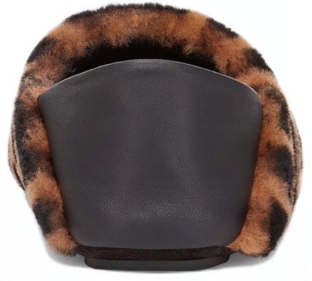 펜디 FF 로고 shearling 슬리퍼 (브라운) 7P1406-AD7M-F0R7R Shop 펜디 FF 로고 shearling 슬리퍼 (브라운) 7P1406-AD7M-F0R7R