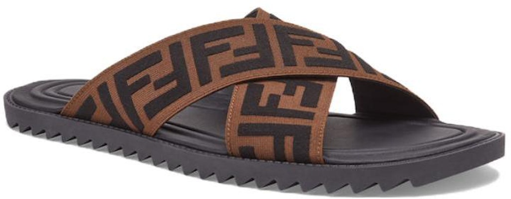 펜디 브라운 슬라이드 (Fendi Beuraun Seullaideu) 7X1222-A63T-F1425 Lookbook 펜디 브라운 슬라이드 (Fendi Beuraun Seullaideu) 7X1222-A63T-F1425