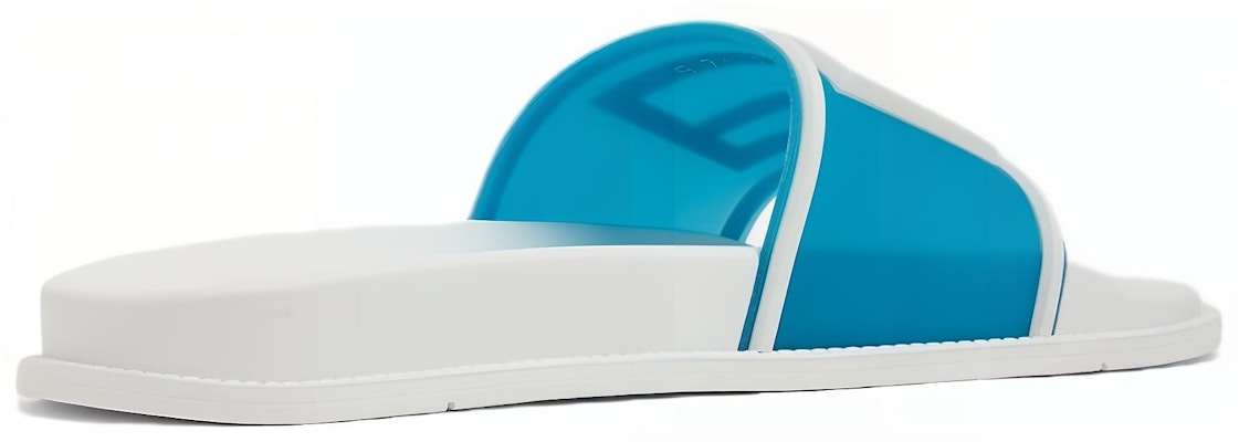 Fendi 透明蓝海拖鞋 7X1522-AHIS-F1GZE Lookbook Fendi 透明蓝海拖鞋 7X1522-AHIS-F1GZE