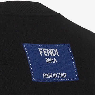 FENDI SS22 Black Crewneck Pullover Long Sleeve Sweatshirt. FZX030AIB7F0QA1 Purchase FENDI SS22 Black Crewneck Pullover Long Sleeve Sweatshirt. FZX030AIB7F0QA1