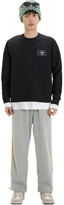 FENDI SS22 Black Logo Print Crewneck Long Sleeve Sweatshirt. FY1132A9ROF0QA1 Details for FENDI SS22 Black Logo Print Crewneck Long Sleeve Sweatshirt. FY1132A9ROF0QA1