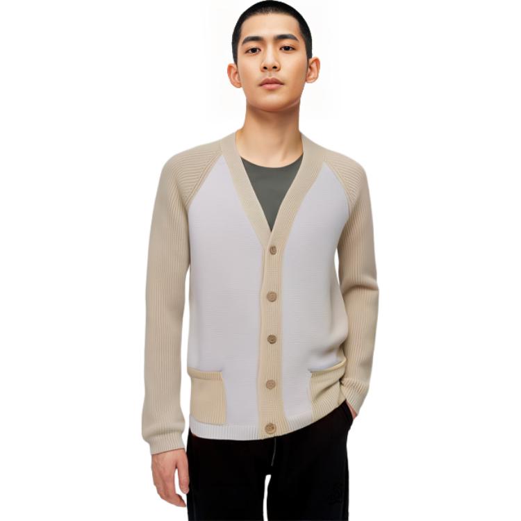 Shop 芬迪SS22拼色针织连帽衫单扣设计。 FZC498AIBIF1GJP