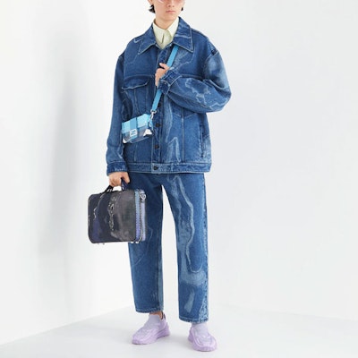 FENDI SS22 Abstract Print Blue Denim Jeans for Men. FLP285AIEDF0UV2 Shop FENDI SS22 Abstract Print Blue Denim Jeans for Men. FLP285AIEDF0UV2