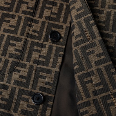 FENDI SS22 Brown Logo Print Single-Breasted Polo Collar Jacket for Men. FW1141A6WJF1440 Details for FENDI SS22 Brown Logo Print Single-Breasted Polo Collar Jacket for Men. FW1141A6WJF1440