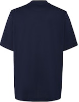 FENDI SS23 Kemeja-T Leher Bulat Lelaki Biru Logo 3D Kasual. FY1217APMCF1AJR Lookbook FENDI SS23 Kemeja-T Leher Bulat Lelaki Biru Logo 3D Kasual. FY1217APMCF1AJR