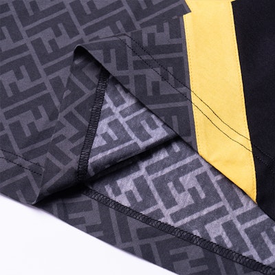 FENDI SS23 Black Logo Crewneck Casual Short Sleeve T-Shirt. FAF682AN68F1KRX 4