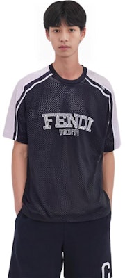 FENDI SS23 Black Silver Logo Crewneck Casual T-Shirt. FAF692APC2F01I5 Cheap FENDI SS23 Black Silver Logo Crewneck Casual T-Shirt. FAF692APC2F01I5