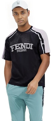 FENDI SS23 Black Silver Logo Crewneck Casual T-Shirt. FAF692APC2F01I5 1