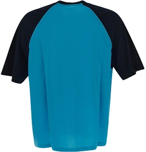 FENDI SS23 藍色拼接圓領短袖T恤 FAF679AN5YF1KRV Lookbook FENDI SS23 藍色拼接圓領短袖T恤 FAF679AN5YF1KRV