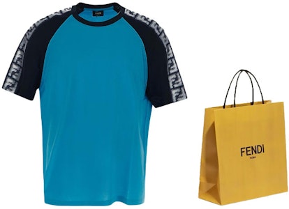 FENDI SS23 藍色拼接圓領短袖T恤 FAF679AN5YF1KRV Shop FENDI SS23 藍色拼接圓領短袖T恤 FAF679AN5YF1KRV