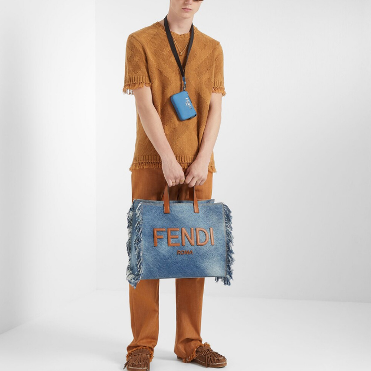 Purchase FENDI SS23 棕色全版Logo流蘇細節針織毛衣。 FZX144AN3TF1FLO