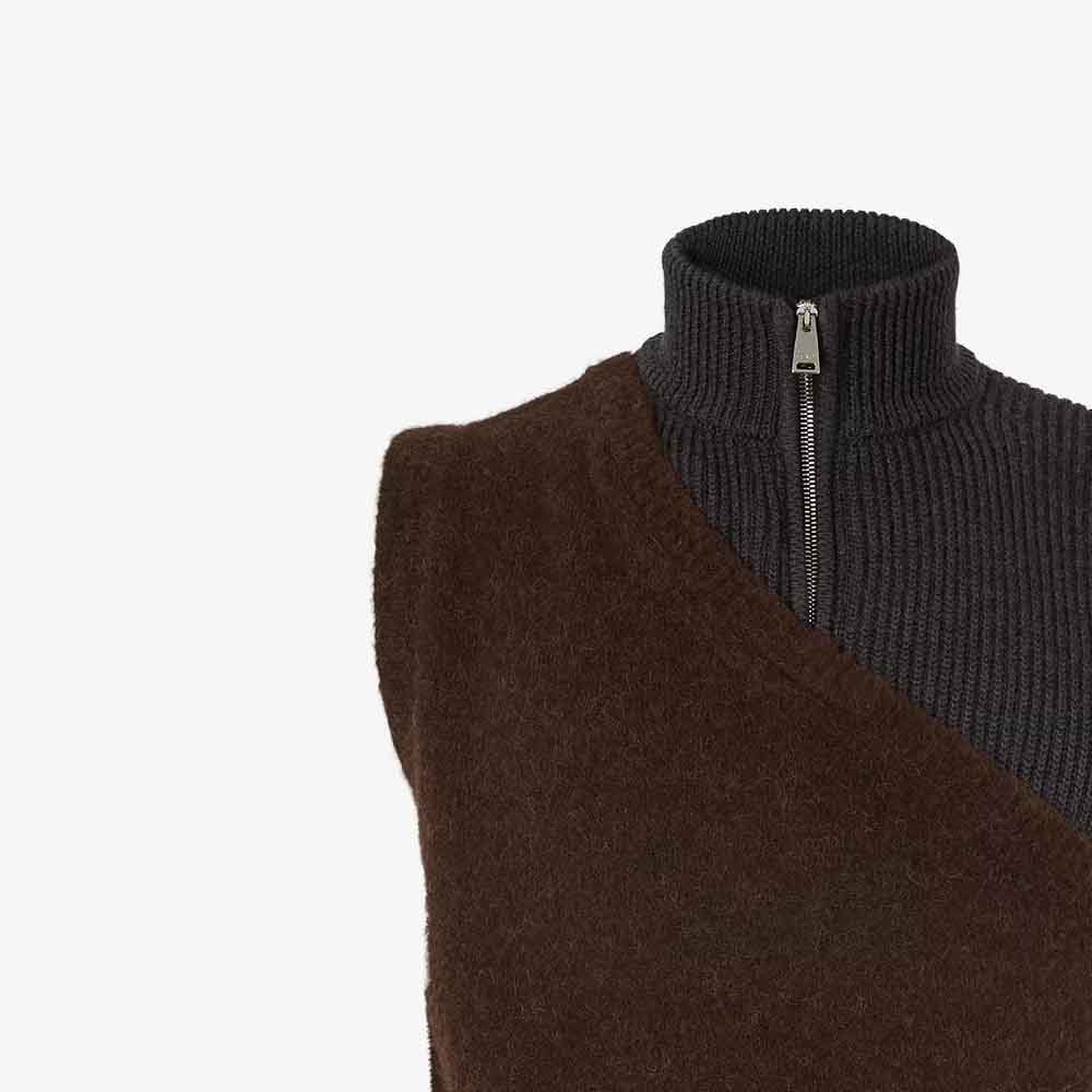 Sizing FENDI 2023春夏拼色半拉链高领休闲马甲。 FZC453APP4F1M0V