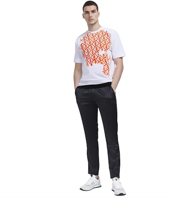 FENDI SS23 Orange Logo Print Crew Neck Short Sleeve T-Shirt FY0936AN25F1K0X Shop FENDI SS23 Orange Logo Print Crew Neck Short Sleeve T-Shirt FY0936AN25F1K0X
