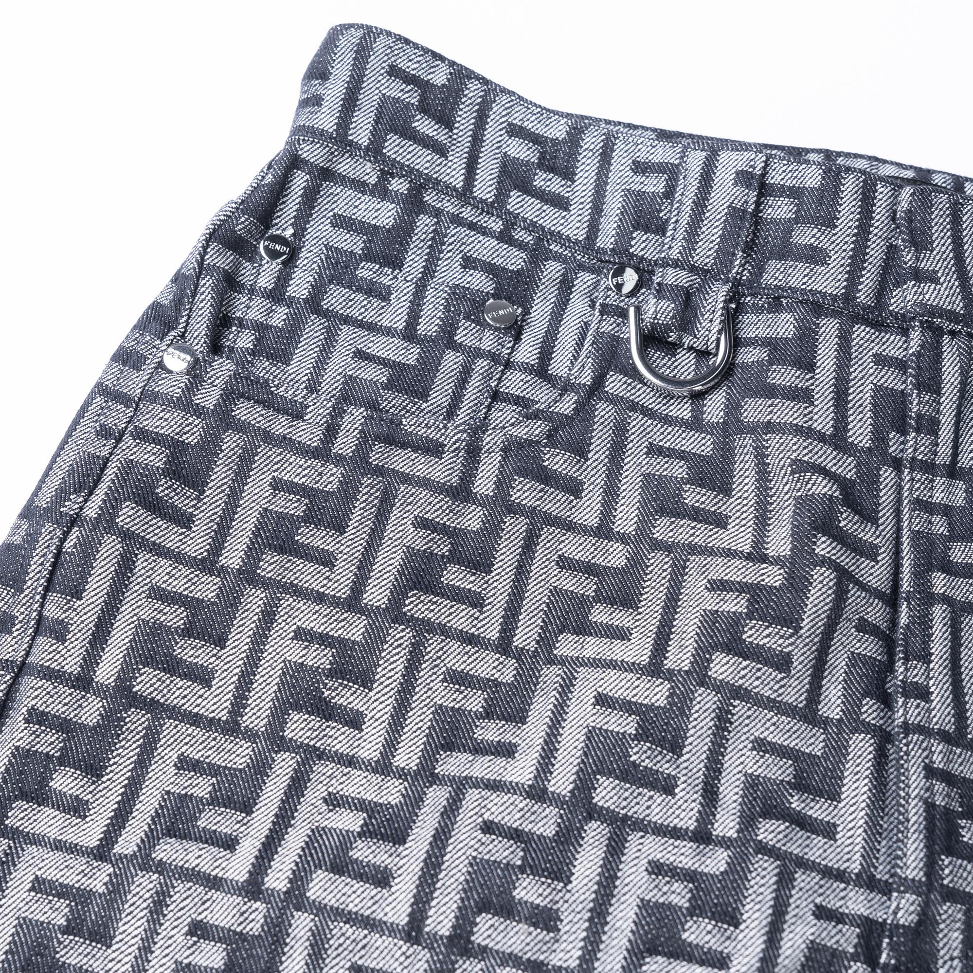 Sizing FENDI SS23 Seluar Jeans Denim Kasual Cetakan Huruf Biru. FLP302AMZ3F0ZNZ