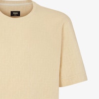 FENDI SS23 Kemeja-T Logo Seluruh Beige Lengan Pendek Lelaki. FY0936AN1TF0PKL Purchase FENDI SS23 Kemeja-T Logo Seluruh Beige Lengan Pendek Lelaki. FY0936AN1TF0PKL