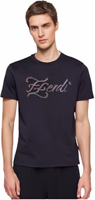 FENDI SS23 黑色簡約刺繡Logo短袖T恤 男款. FY0984-AHV4-F0QA1 Purchase FENDI SS23 黑色簡約刺繡Logo短袖T恤 男款. FY0984-AHV4-F0QA1