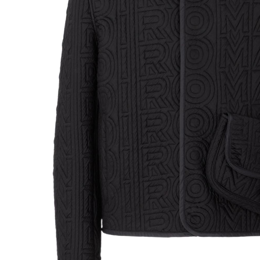 Details for FENDI SS23 Roma Capsule Jaket Slim Fit Logo Timbul Hitam Leher Tinggi. FW1180AM7ZF0QA1