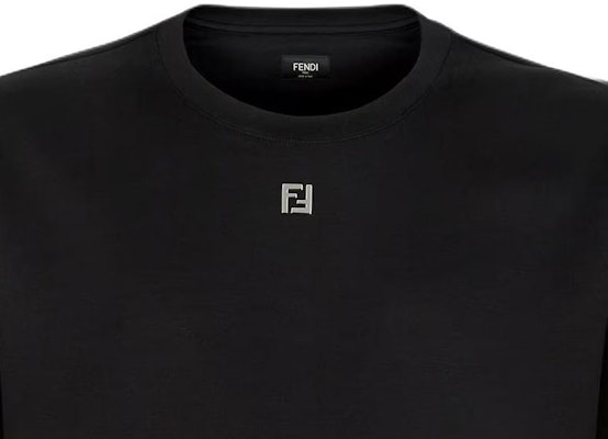 フェンディ SS24 ブラックロゴアプリケ ルーズフィットTシャツ. FY0936ARYYF0QA1 Sizing フェンディ SS24 ブラックロゴアプリケ ルーズフィットTシャツ. FY0936ARYYF0QA1