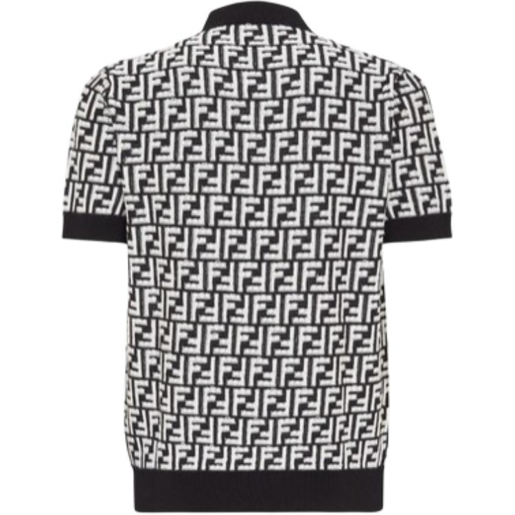 Lookbook FENDI SS24 Kaos Santai Rajut Lengan Pendek Hitam dengan Logo Print. FZC349AR85F0QA1