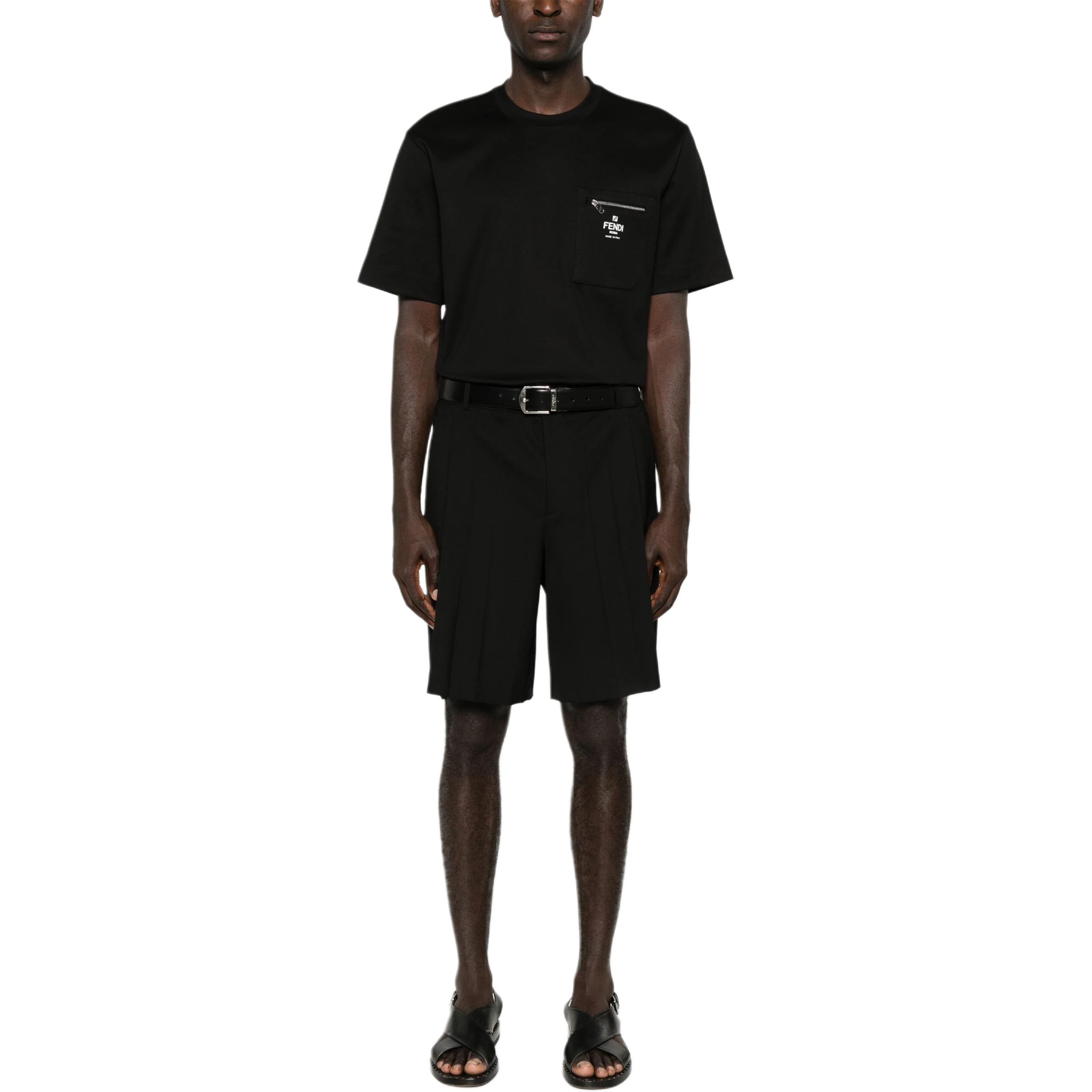 Shop FENDI SS24 黑色印花寬鬆休閒圓領短袖T恤。 FY0936ARYRF0QA1