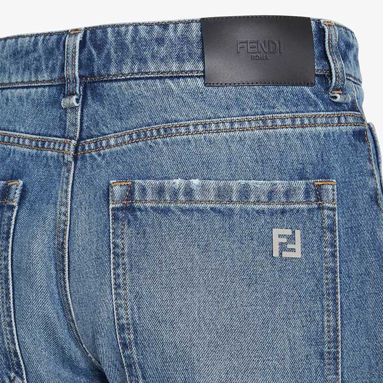 Shop FENDI SS24 直筒牛仔短褲附標誌藍色款式。 FLP358AS02F0RBB