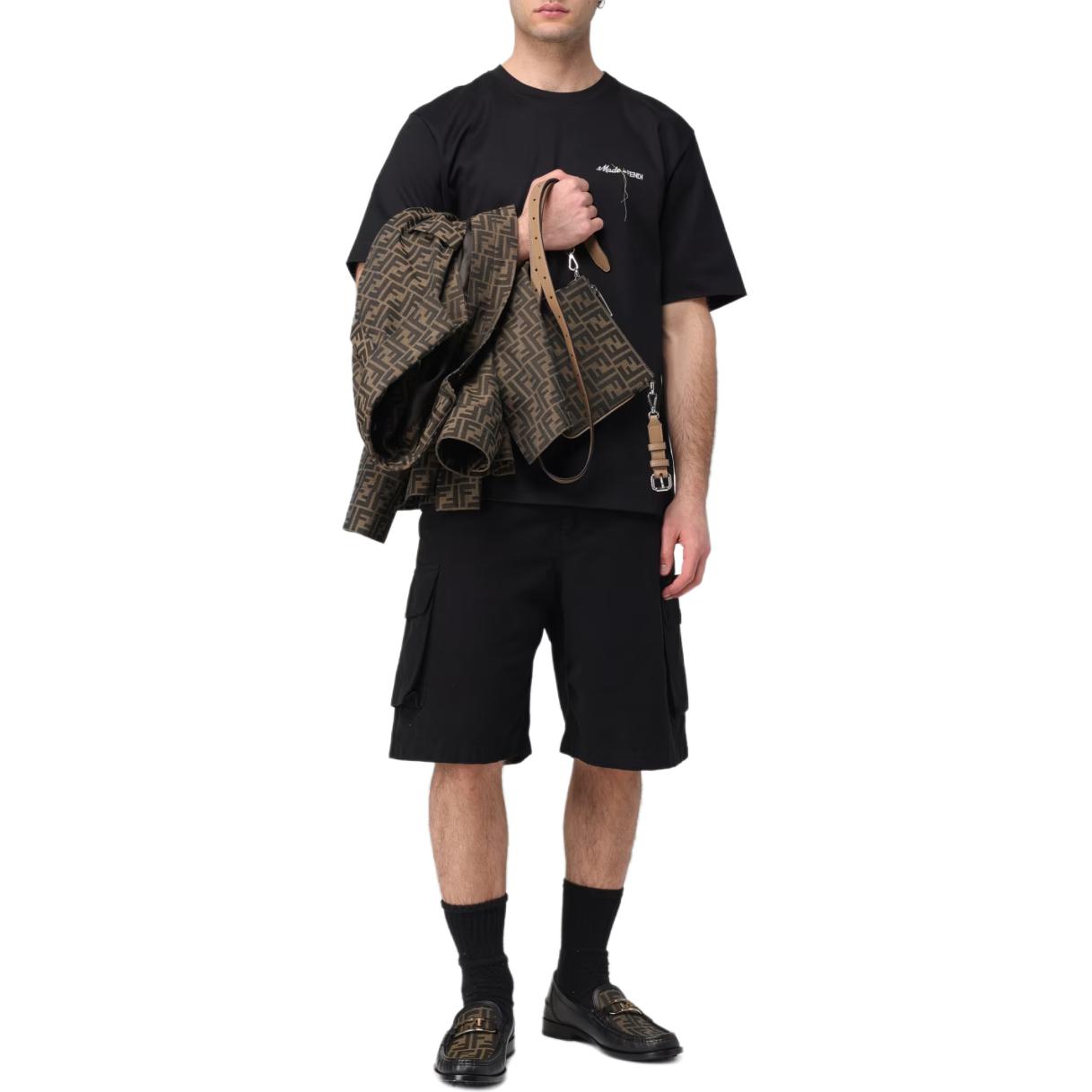 Cheap FENDI SS24 Kaos Pria Hitam Cetak Huruf Crewneck Lengan Pendek. FY0936AR6WF0-QA1