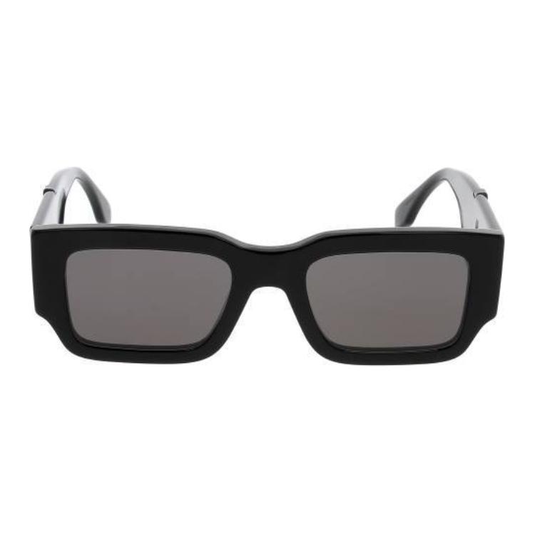 Shop FENDI 男女款黑色不規則板材墨鏡附logo鏡腳設計 FE40131I01A