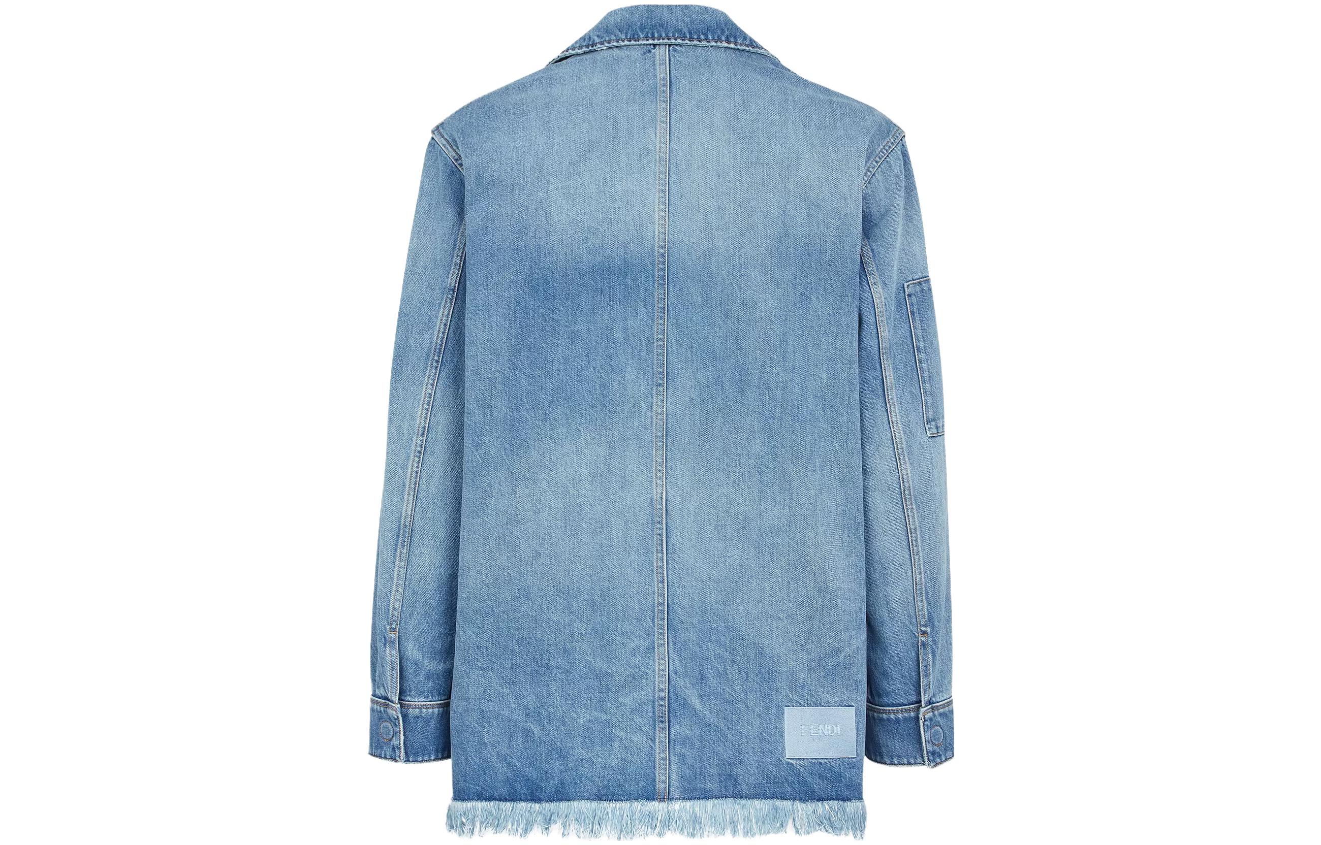 Lookbook 펜디 워시드 가죽 디테일 쿠반 칼라 데님 자켓 블루. FW1225AN4WF0QG0