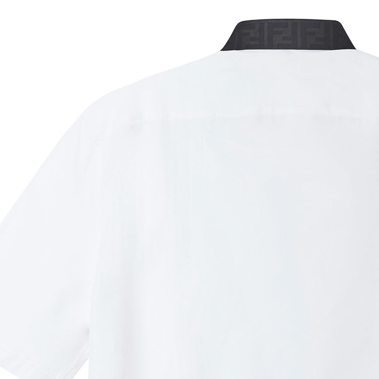Sizing 芬迪白色短袖衬衫，简约Logo印花及方形衣领。 FS0795AF03F0QA0